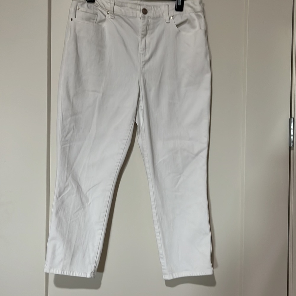 Chico's Platinum Crop Jeans size 1